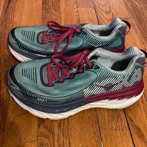 Hoka Boni 5
